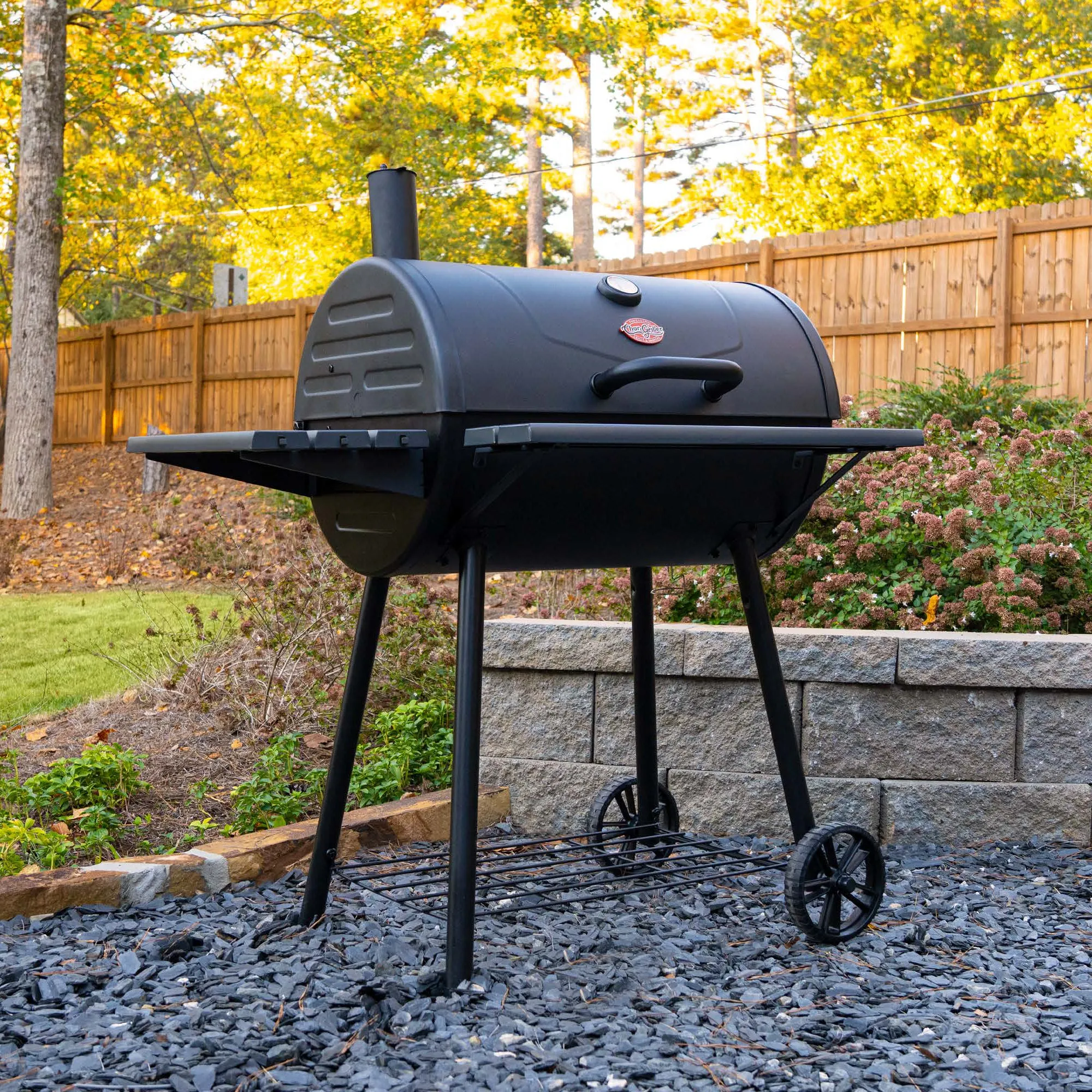 Char-Griller Super Pro® Charcoal Grill