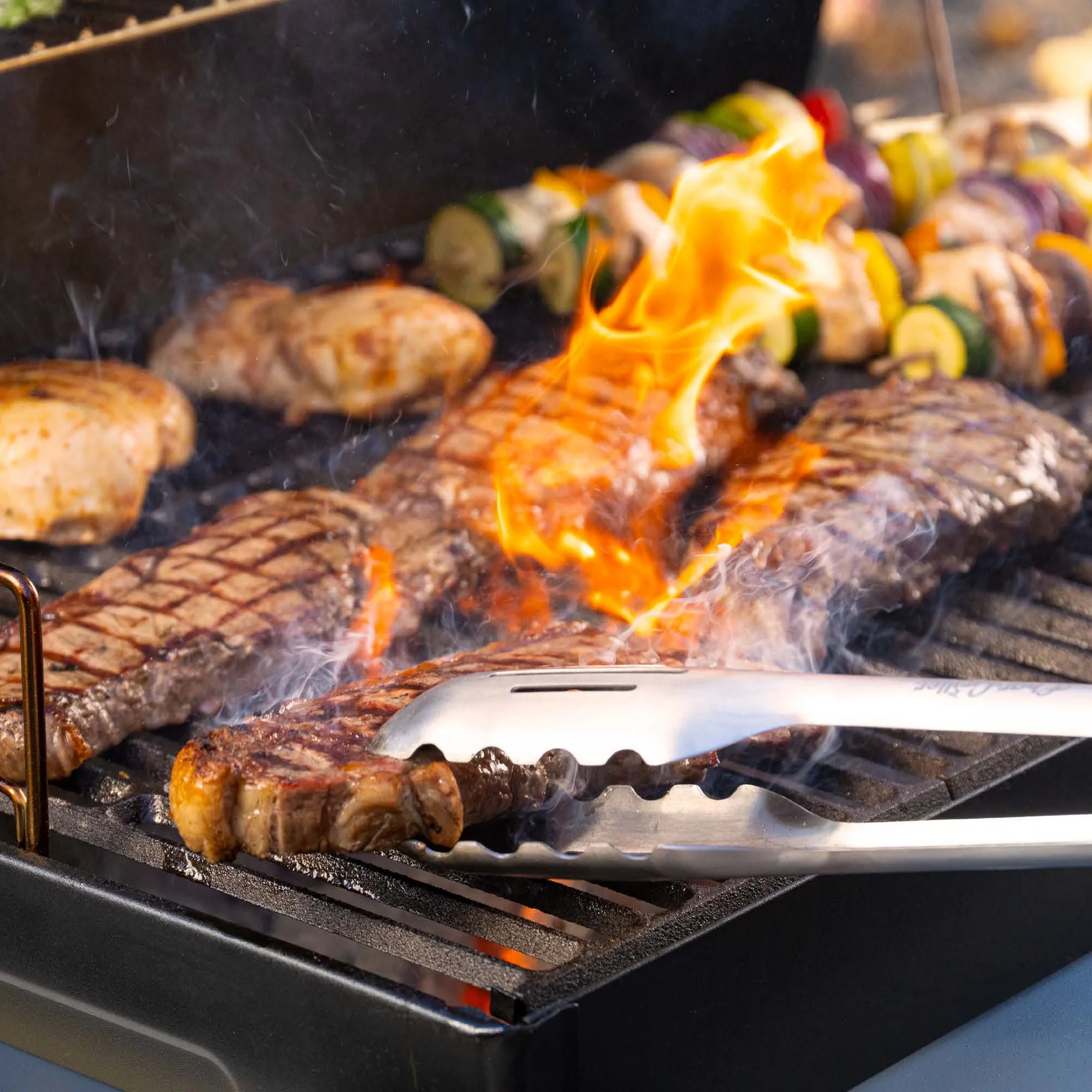 Char-Griller Super Pro® Charcoal Grill