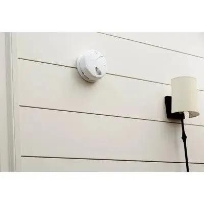 First Alert SA3210 Smoke Detector with Photoelectric and Ionization Sensors