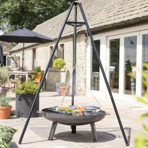 La Hacienda Tripod With Hanging Grill